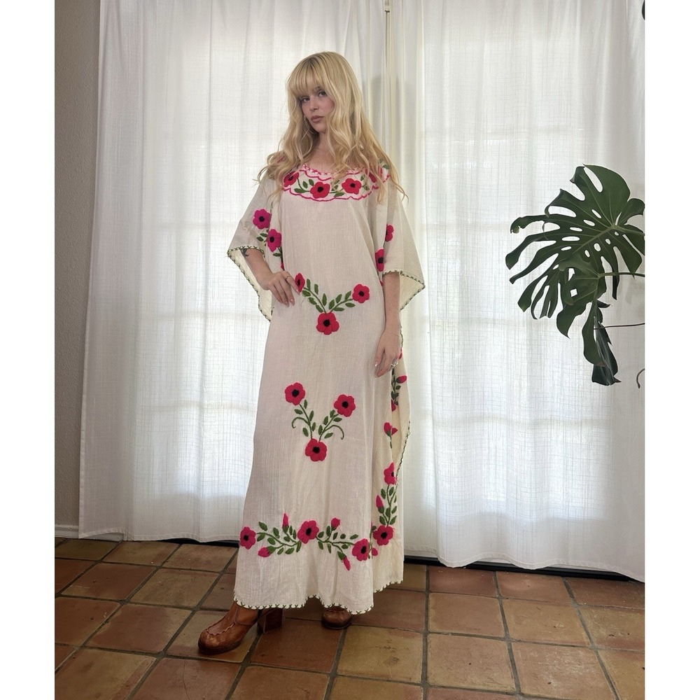 Vintage 70s boho Mexican Kaftan Dress